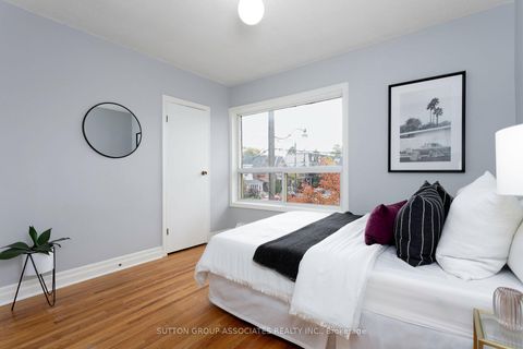 Photo 19 at 195 Hallam Street, Junction, Toronto