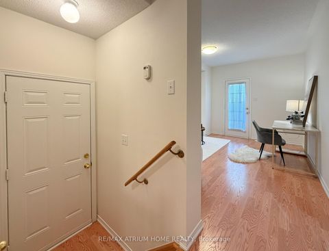 Photo 3 at 284 Church Street S, Harding, Richmond Hill