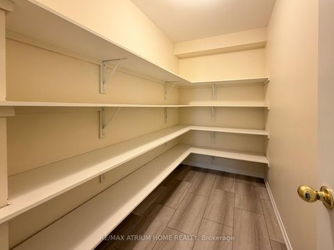 Photo 10 at 284 Church Street S, Harding, Richmond Hill