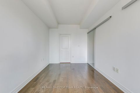 Photo 15 at 3703 - 8 The Esplanade, Waterfront Communities C8, Toronto