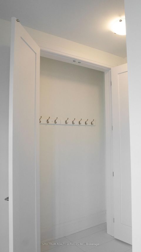 Photo 8 at 1010 Elgin Mills Road E, Rural Richmond Hill, Richmond Hill