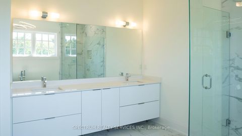 Photo 12 at 1010 Elgin Mills Road E, Rural Richmond Hill, Richmond Hill