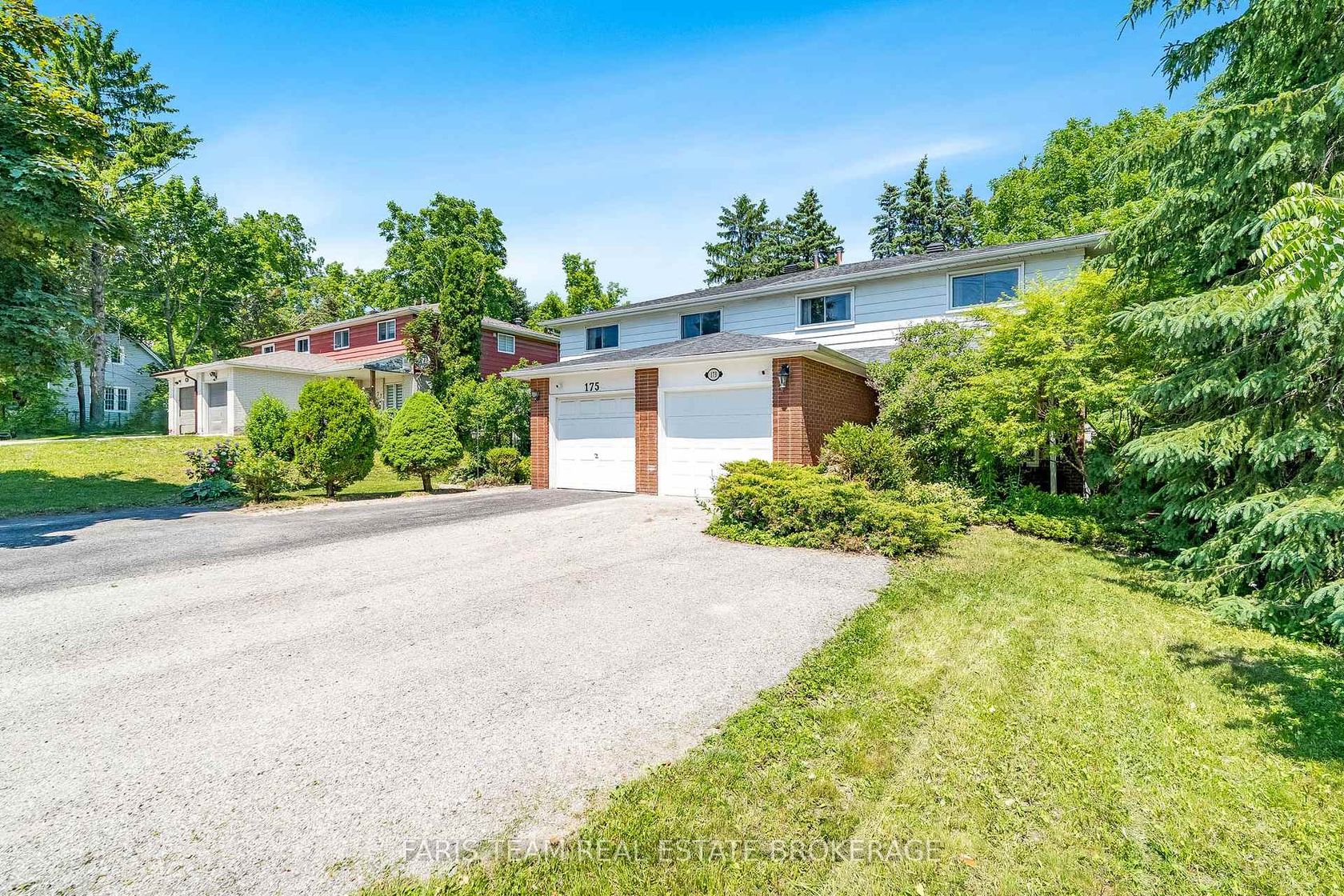 173 Toronto Street, Queen