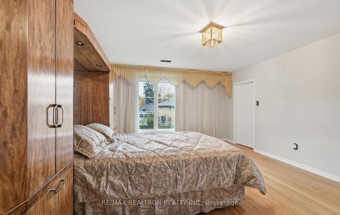 Photo 18 at 29 KNIGHTON Drive, Victoria Village, Toronto