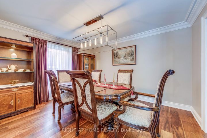 Photo 7 at 1311 Playter Place, GA Glen Abbey, Oakville