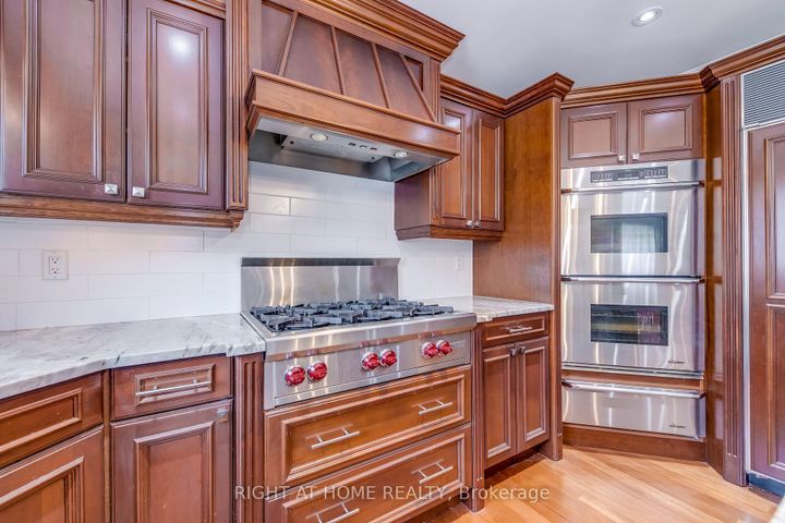 Photo 13 at 1311 Playter Place, GA Glen Abbey, Oakville