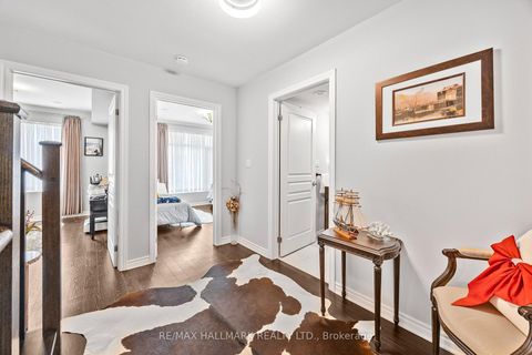 Photo 17 at 44 - 26 Applewood Lane, Etobicoke West Mall, Toronto