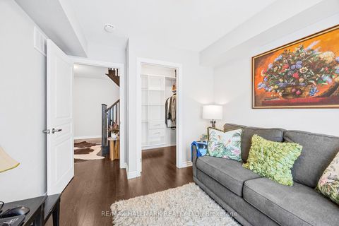 Photo 18 at 44 - 26 Applewood Lane, Etobicoke West Mall, Toronto