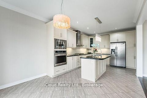 Photo 14 at 109 Kaitting Trail, GO Glenorchy, Oakville