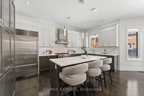 Photo 10 at 6 Dunrobin Crescent, Kleinburg, Vaughan