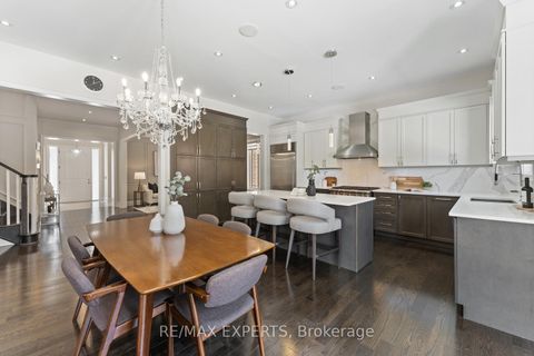 Photo 11 at 6 Dunrobin Crescent, Kleinburg, Vaughan