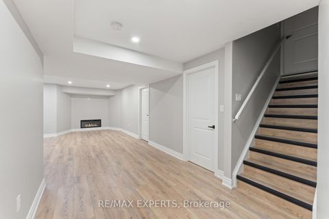 Photo 35 at 6 Dunrobin Crescent, Kleinburg, Vaughan