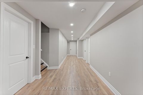 Photo 39 at 6 Dunrobin Crescent, Kleinburg, Vaughan