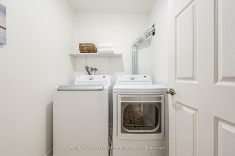 Photo 20 at 21 - 300 Ravineview Way, WC Wedgewood Creek, Oakville