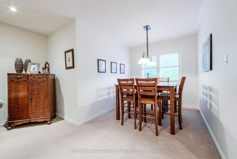 Photo 28 at 21 - 300 Ravineview Way, WC Wedgewood Creek, Oakville