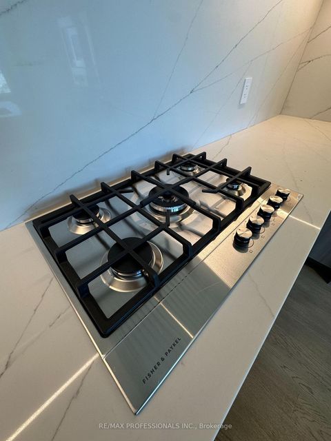 Photo 3 at 410 - 123 Maurice Drive, CO Central, Oakville