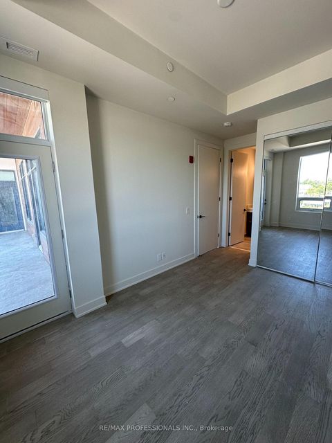 Photo 10 at 410 - 123 Maurice Drive, CO Central, Oakville