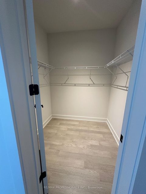 Photo 14 at 410 - 123 Maurice Drive, CO Central, Oakville