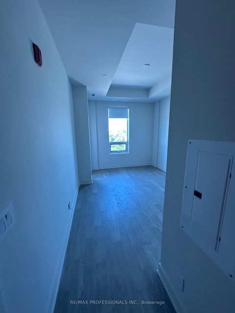 Photo 15 at 410 - 123 Maurice Drive, CO Central, Oakville