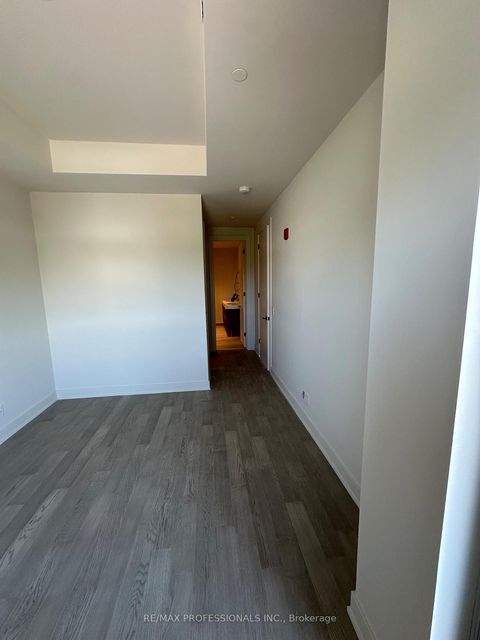 Photo 17 at 410 - 123 Maurice Drive, CO Central, Oakville