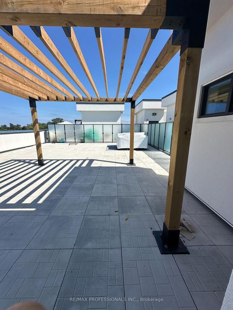 Photo 25 at 410 - 123 Maurice Drive, CO Central, Oakville