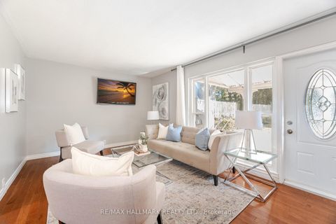 Photo 11 at 73 Dogwood Crescent, Bendale, Toronto