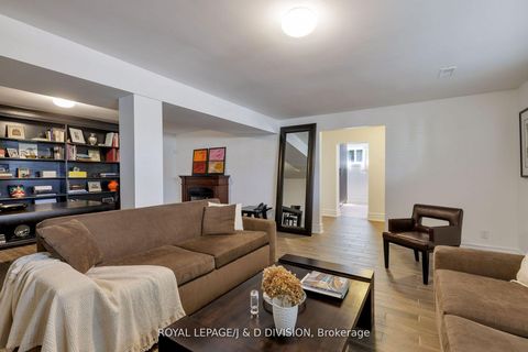 Photo 28 at 27 Paramount Court, Amesbury, Toronto