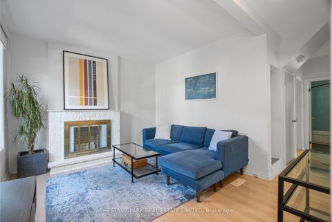 Photo 4 at 371 Howland Avenue, Casa Loma, Toronto