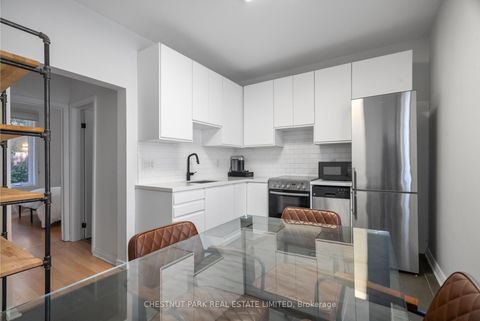 Photo 8 at 371 Howland Avenue, Casa Loma, Toronto