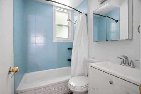 Photo 14 at 371 Howland Avenue, Casa Loma, Toronto