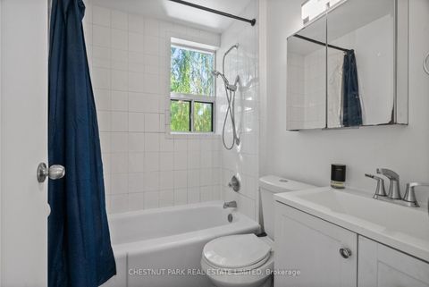 Photo 26 at 371 Howland Avenue, Casa Loma, Toronto