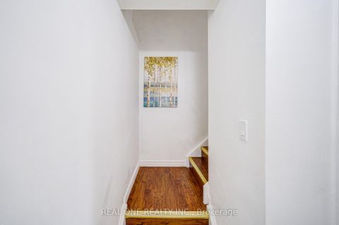Photo 11 at 46 - 81 Brookmill Boulevard, L'Amoreaux, Toronto