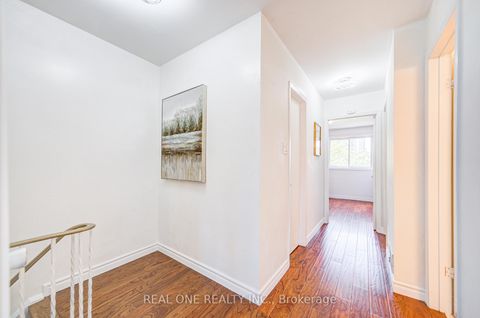 Photo 12 at 46 - 81 Brookmill Boulevard, L'Amoreaux, Toronto