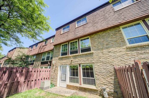 Photo 26 at 46 - 81 Brookmill Boulevard, L'Amoreaux, Toronto