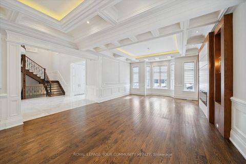 Photo 8 at 2 Poplar Drive, Oak Ridges, Richmond Hill