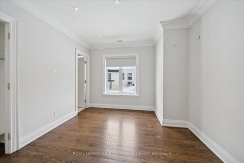 Photo 26 at 2 Poplar Drive, Oak Ridges, Richmond Hill