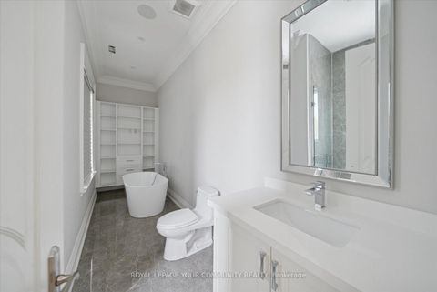 Photo 29 at 2 Poplar Drive, Oak Ridges, Richmond Hill