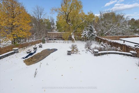 Photo 38 at 2 Poplar Drive, Oak Ridges, Richmond Hill