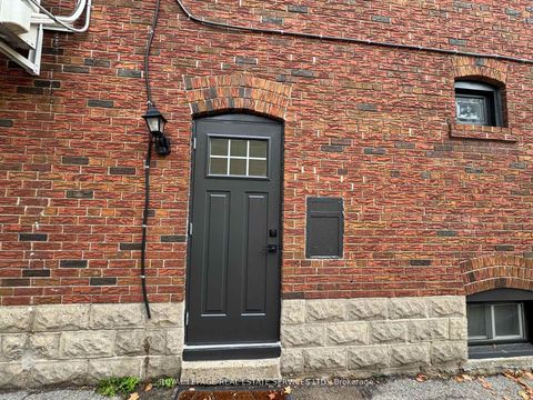 Photo 26 at 1565 Mount Pleasant Road, Lawrence Park North, Toronto