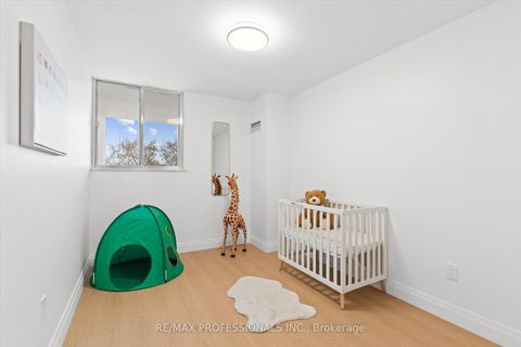 Photo 16 at 508 - 820 Burnhamthorpe Road, Markland Wood, Toronto