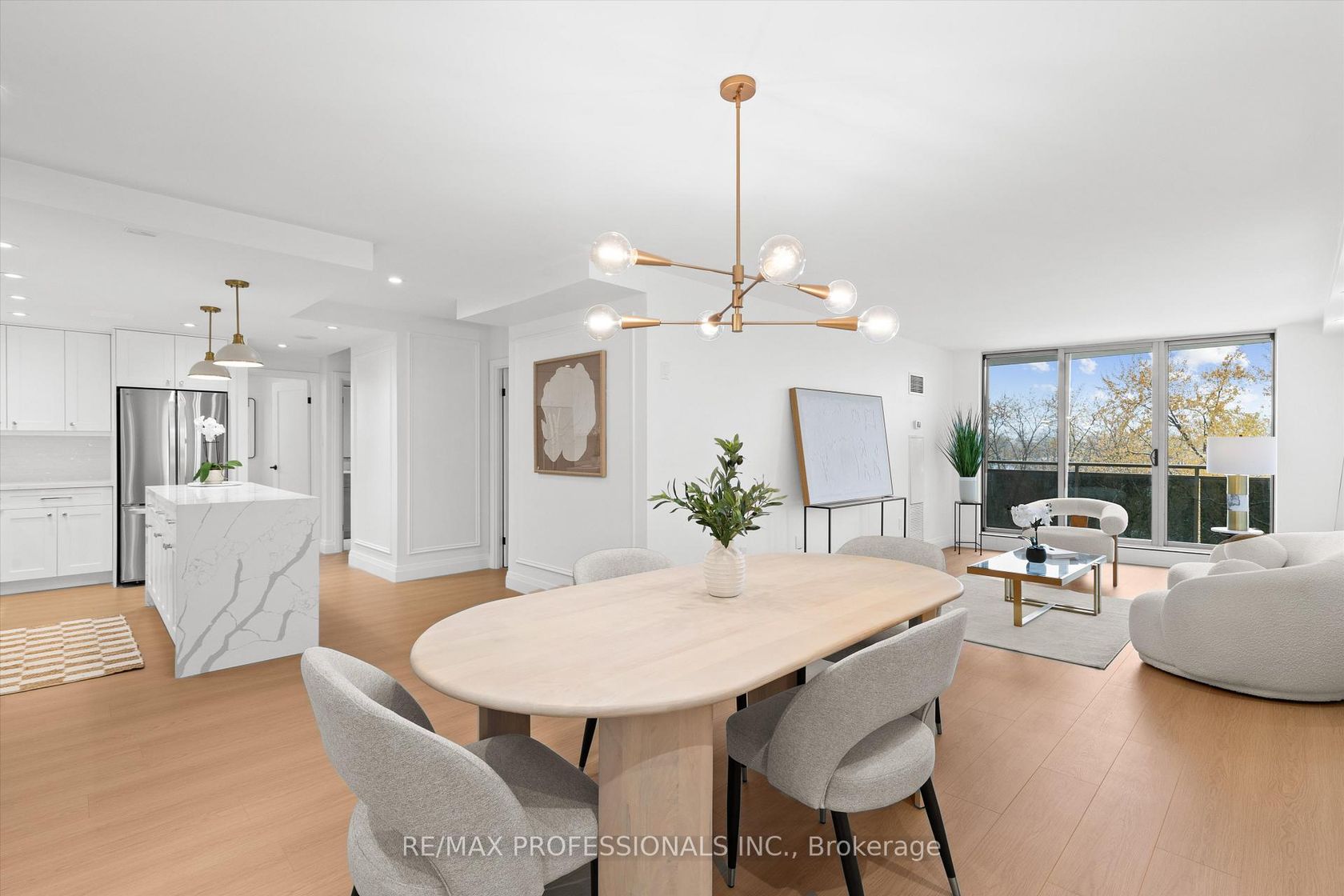 508 - 820 Burnhamthorpe Road, Markland Wood, Toronto 