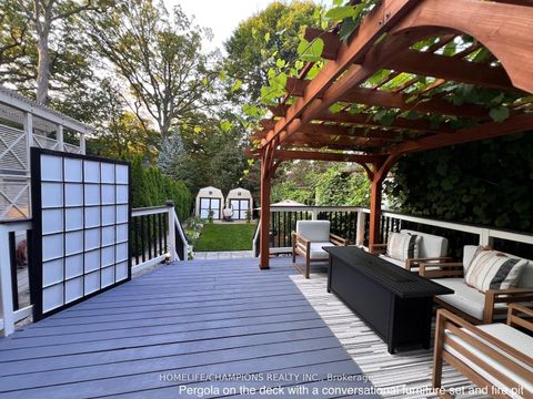 Photo 7 at 291 St Clair Avenue E, Moore Park, Toronto