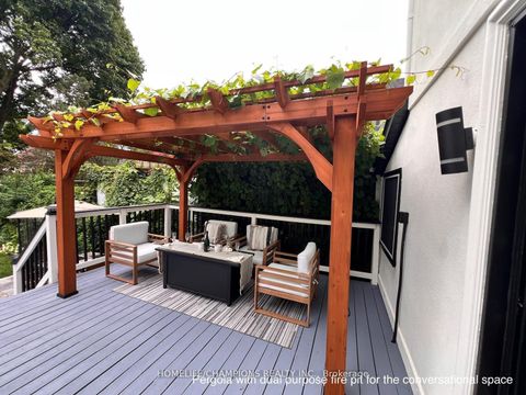 Photo 10 at 291 St Clair Avenue E, Moore Park, Toronto