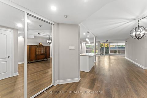 Photo 3 at 113 - 5 Weldrick Road W, North Richvale, Richmond Hill