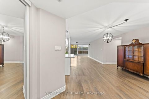 Photo 4 at 113 - 5 Weldrick Road W, North Richvale, Richmond Hill