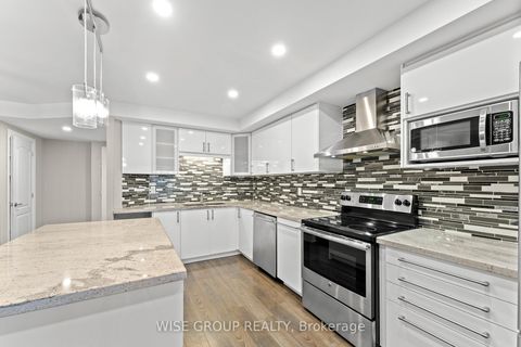 Photo 7 at 113 - 5 Weldrick Road W, North Richvale, Richmond Hill