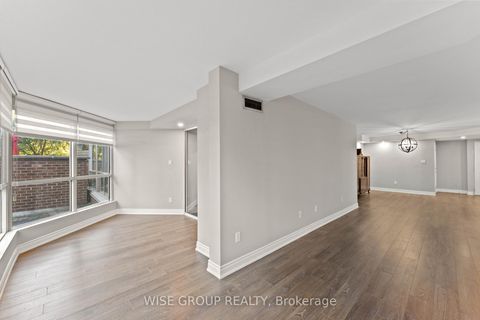 Photo 17 at 113 - 5 Weldrick Road W, North Richvale, Richmond Hill