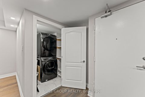 Photo 32 at 113 - 5 Weldrick Road W, North Richvale, Richmond Hill