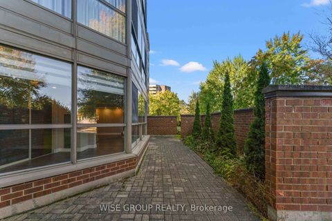 Photo 37 at 113 - 5 Weldrick Road W, North Richvale, Richmond Hill