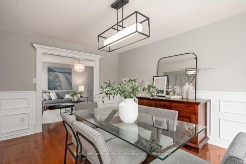 Photo 9 at 1544 Greenbriar Drive, GA Glen Abbey, Oakville